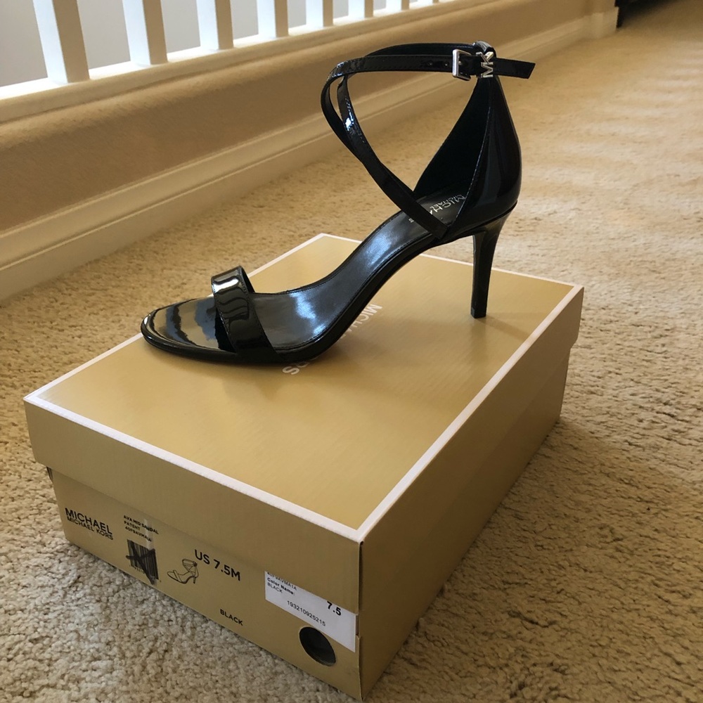 Michael Kors *NIB* Ava Mid Sandal